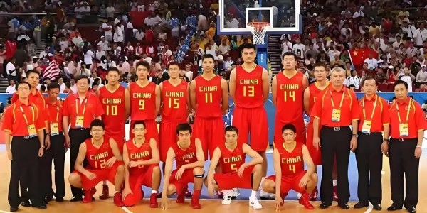 开云体育App-8位中国球员NBA首秀全记录！3人惊艳，1人感到意外