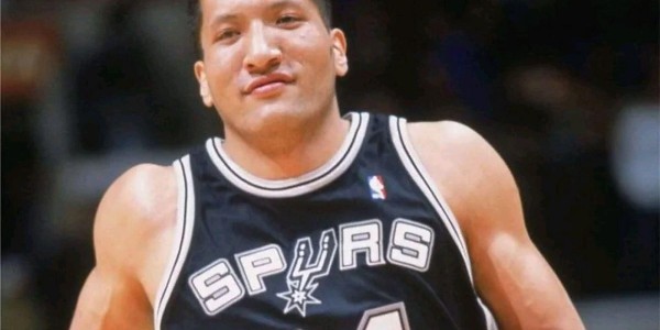 开云体育App-8位中国球员NBA首秀全记录！3人惊艳，1人感到意外